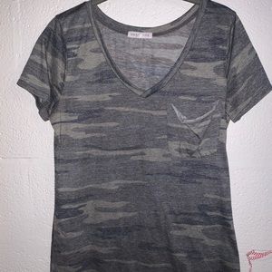 socialite camo tshirt